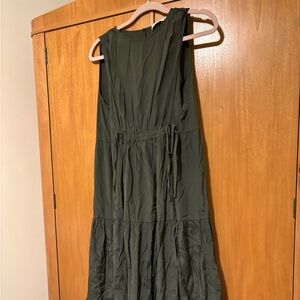 EUC Mango long maxi dress. Super light . Color army green.